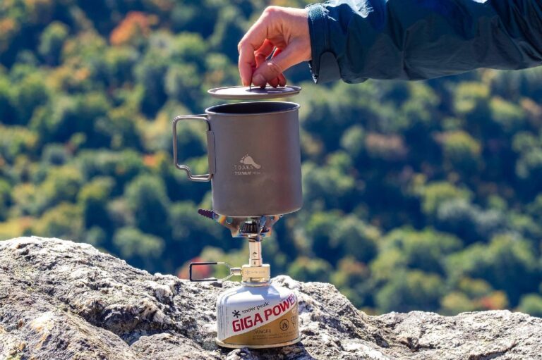 Ultimate Guide to Backpacking Portable Cookware: Essential Gear for Delectable Outdoor Adventures!