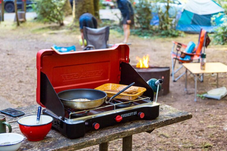 Elevate Your Outdoor Cooking: The Ultimate Guide to Camp Stoves with Wind Guards for Uninterrupted Culinary Adventures