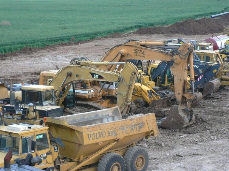 Empowering Heavy Equipment: The Ultimate Guide to Battery Powerpacks for Enhanced Performance and Efficiency