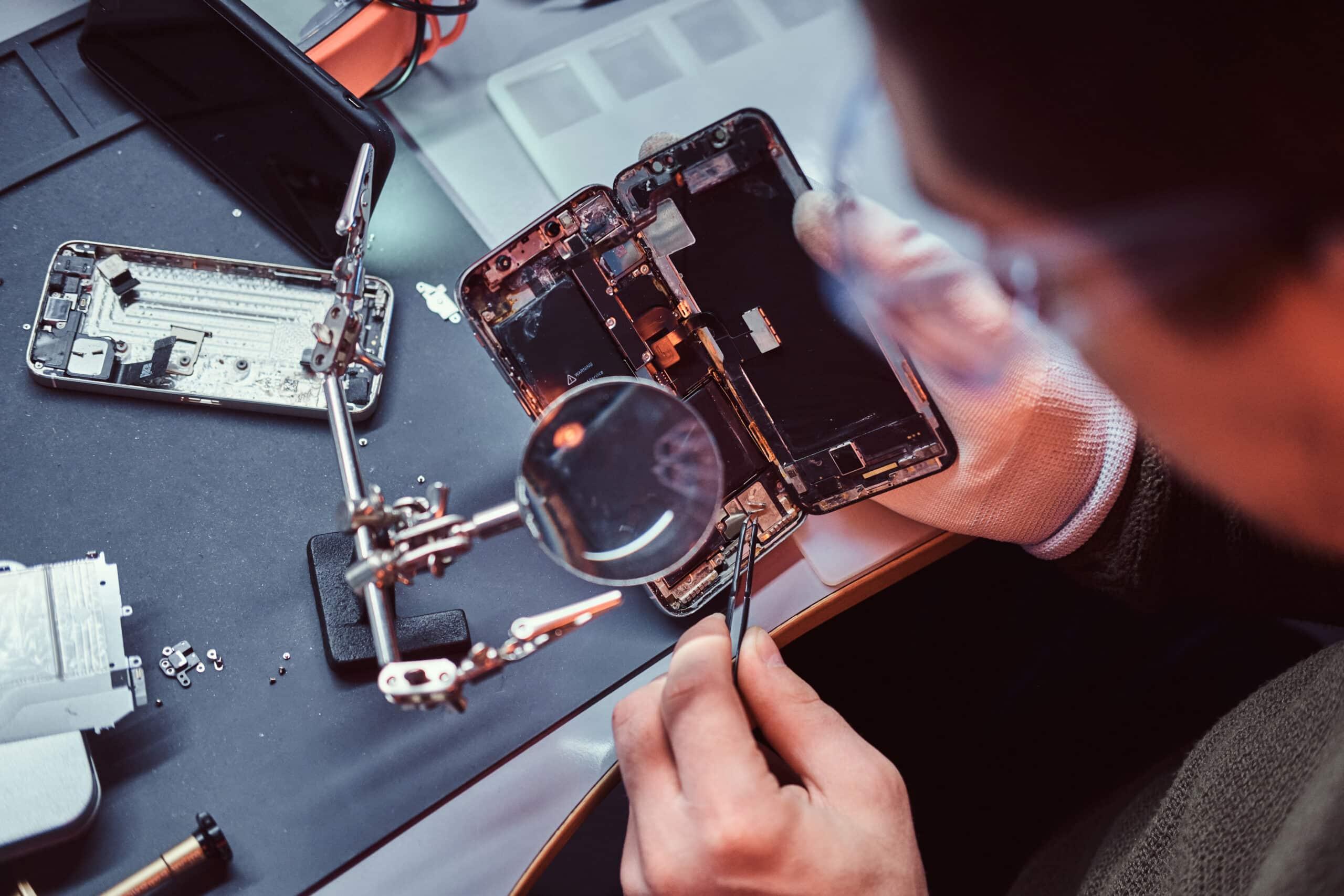 Unleashing Your Mobile Repair Potential: The Ultimate Guide to Battery Powerpacks for On-the-Go Technicians
